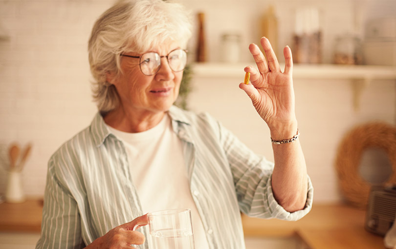 vitaminas para idosos conheca 5 que nao podem faltar na alimentacao